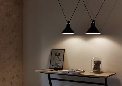 les-acrobates-de-gras-324-DCW-editions-black-ceiling lights-luminaire-suspensions-decoration-interieur-amenagement-duoconcept