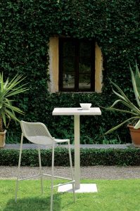 round-EMU-table-haute-mobilier-exterieur-jardin-terrasse-amenagement-duoconcept