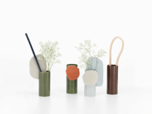 Vases-découpage-VITRA-assemblage-fleur-accessoire-de-decoration-interieur-duoconcept