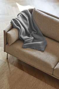 Couverture-Mono-blanket-grise-HAY-textile-design-amenagement-interieur-mobilier-duoconcept